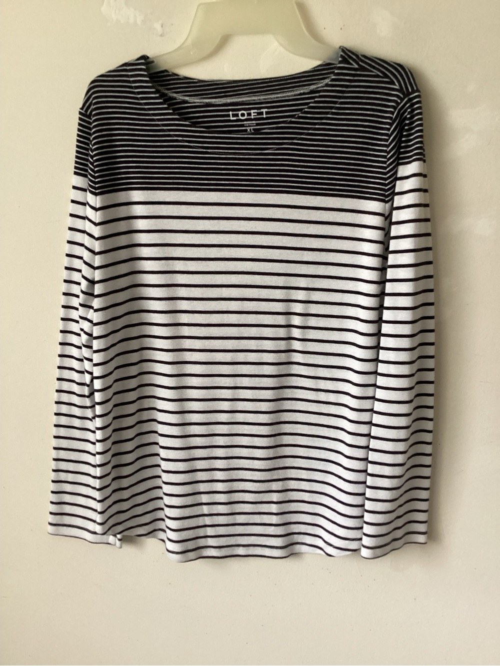 Loft women’s blue and white striped knit top